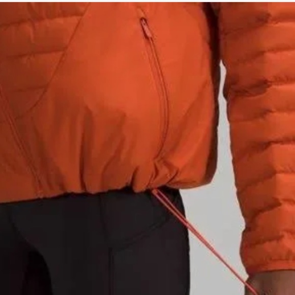 NWT Lululemon Cayo jacket, size 2. - Picture 3 of 5